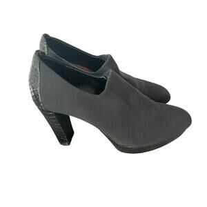 Donald J. Pliner‎ Evelyn Platform Stretch Pump, Black Size 6.5